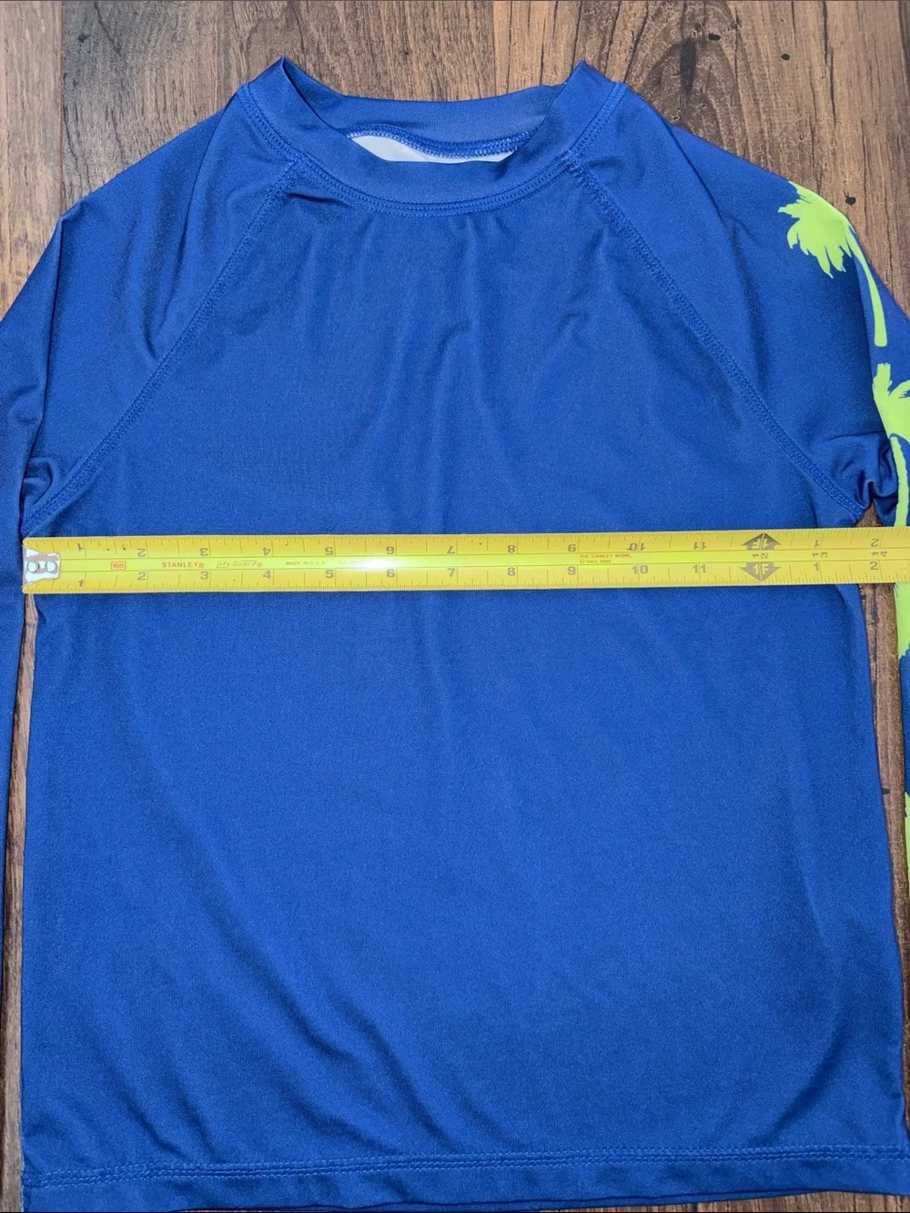 wonder nation Royal Blue Long-Sleeve Rash Guard with Lime Palm Print